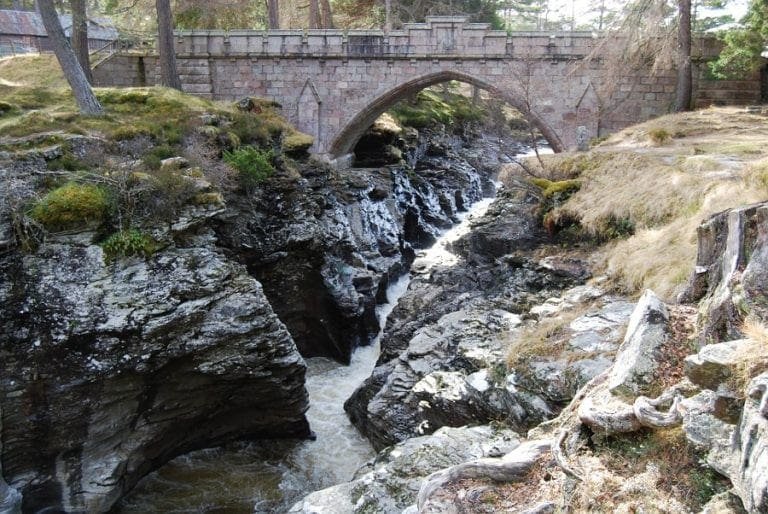 Linn O' Dee 41 Linn O’ Dee