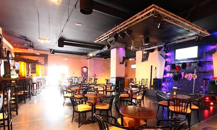 Alicante Nightclubs 9 Karaoke Feelings