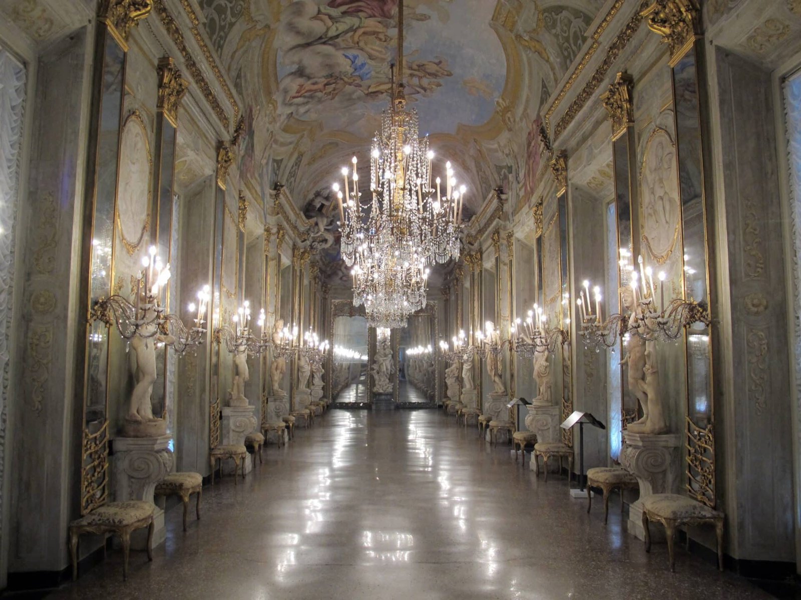 Palazzo Reale di Genova 2 Palazzo Reale di Genova