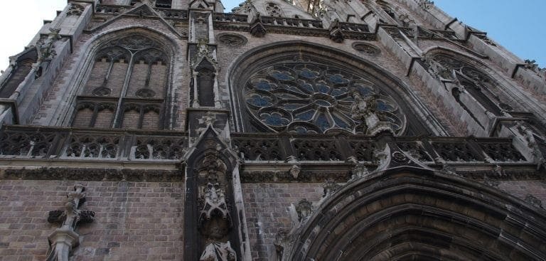 Sint-Petrus-en-Pauluskerk 9 Sint-Petrus-en-Pauluskerk